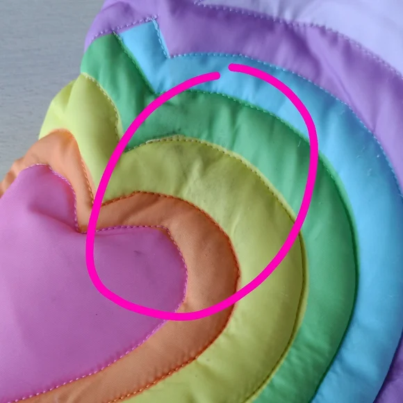 Lola + The Boys Rainbow Pastel Heart Puffer Jacket / Size 8 - Picture 16 of 17